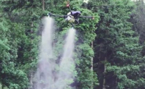 EAVISION Drone Sprayer Help Farmers Spray Citrus Orchards