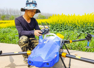 Hubei Vigorously Promotes Agricultural Drones to Prevent and Control Rapeseed Diseases and Insect Pests in 2023